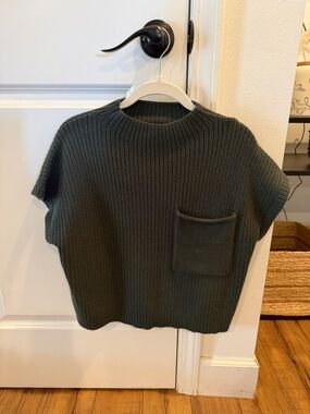 Super Soft Ribbed Cap-Sleeve Sweater Top in Dark Green
